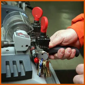 Encino Locksmith Store Encino, CA 818-531-9696 - 18-key-making